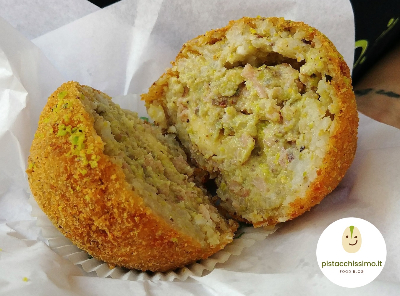 arancino pistacchio bar conti gallenti bronte