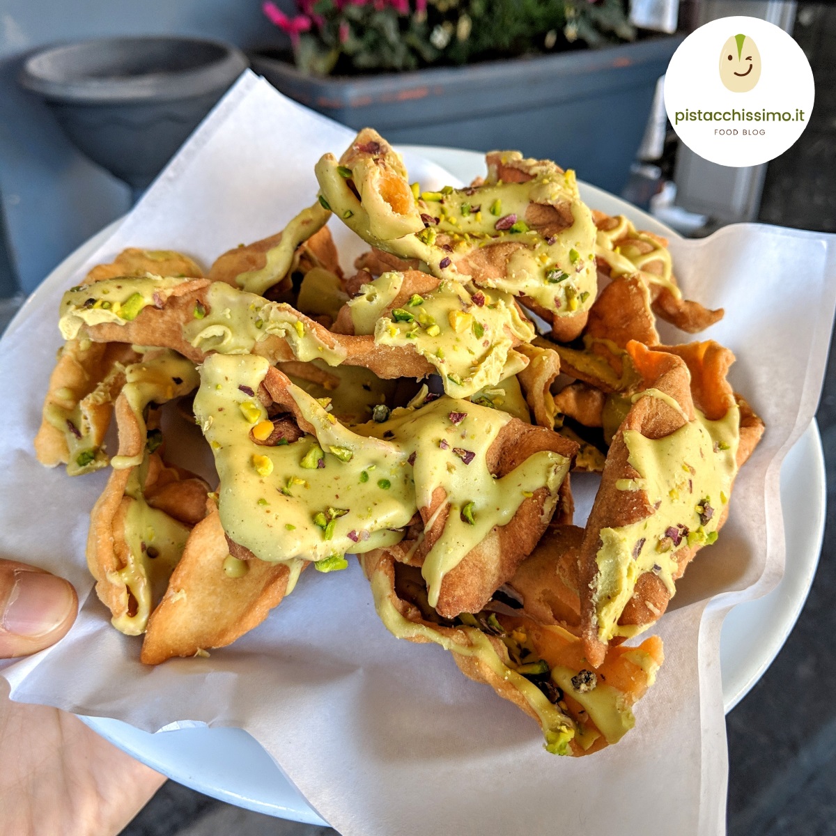 chiacchiere pistacchio gran cafe solaire acitrezza