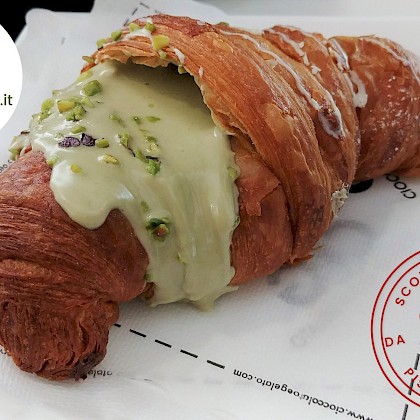 Cornetto al Pistacchio - C&G Cioccolato e Gelato (Catania / Taormina)