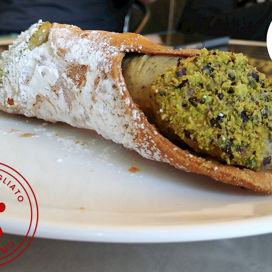 Pistachio cannolo - Pasticceria f.lli Gangi
