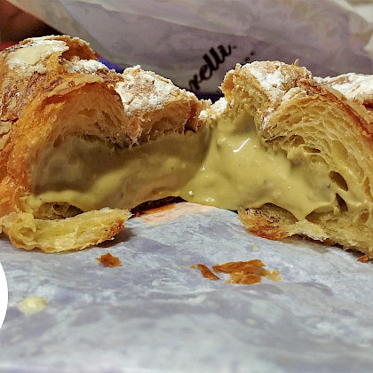 Cornetto al pistacchio - Condorelli (Mascali)