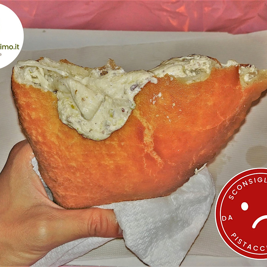 Pistachio Siciliana - Il Castello di Bacco (Zafferana)