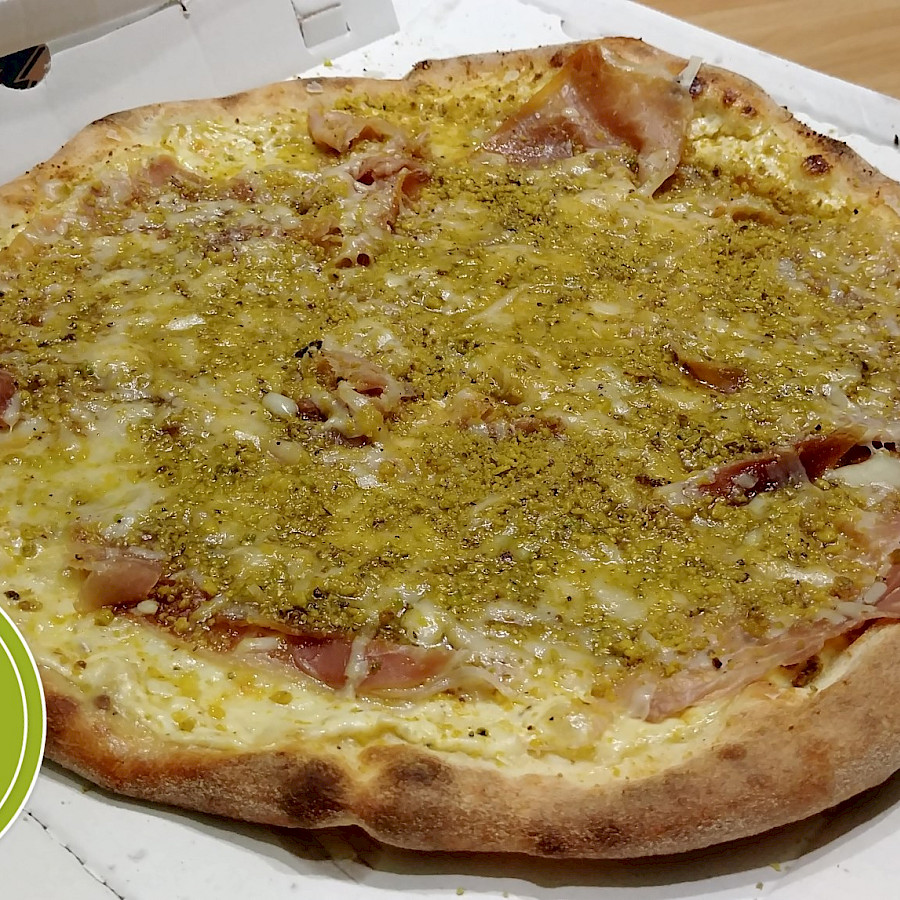 Pistachio Pizza - Pizzeria Raciti (Catania)
