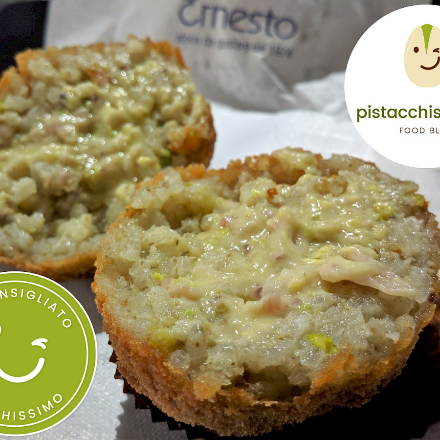 Arancino al Pistacchio - Bar Ernesto (Catania)