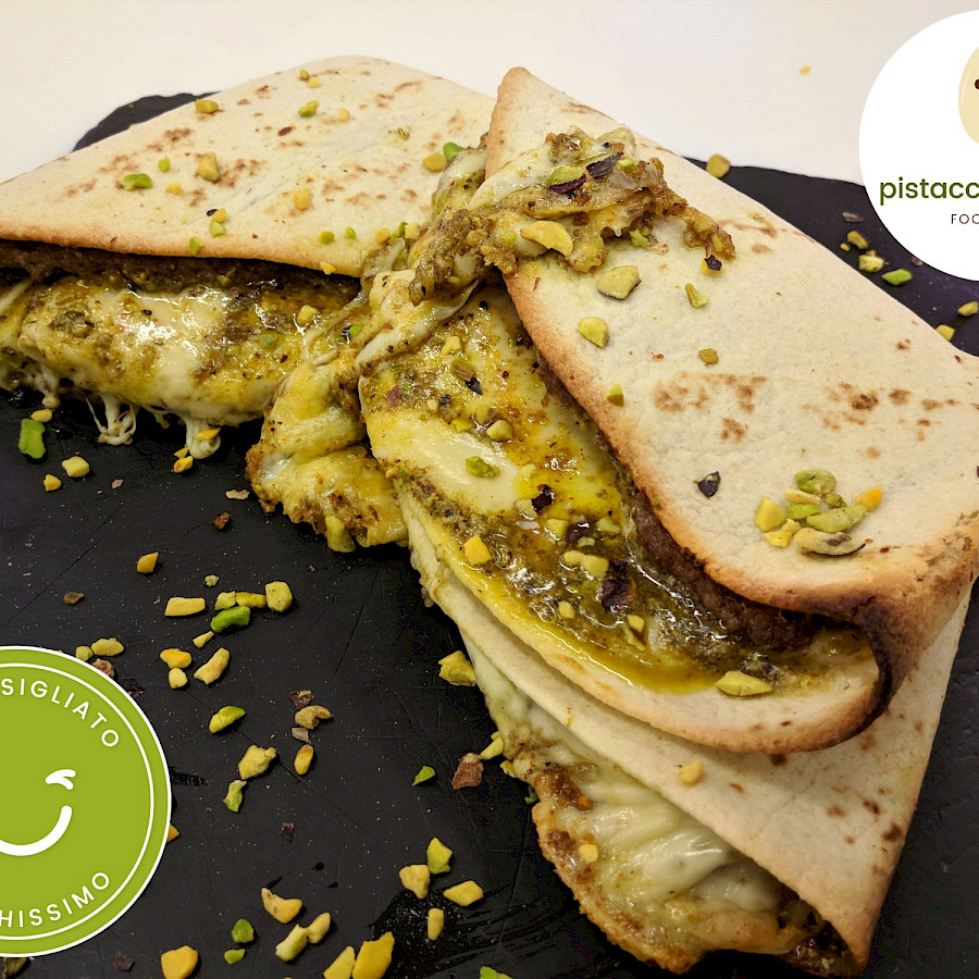 Piadina Cavallo e Pistacchio - Macelleria Longo (Gravina di Catania)