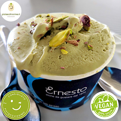 Gelato Vegano Senza Lattosio al Pistacchio - Bar Ernesto (Catania)
