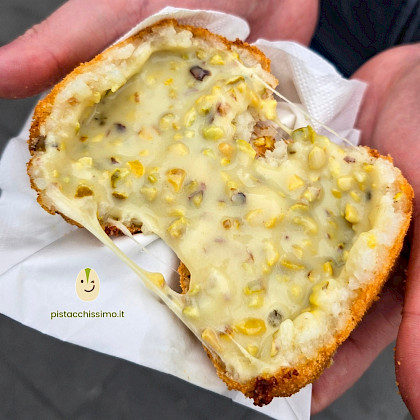 Pistachio Arancino - Arancineria Serafino (Catania)