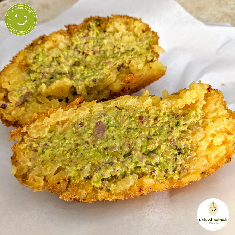 Pistachio Arancino - Bar Centrale (San Giovanni La Punta)