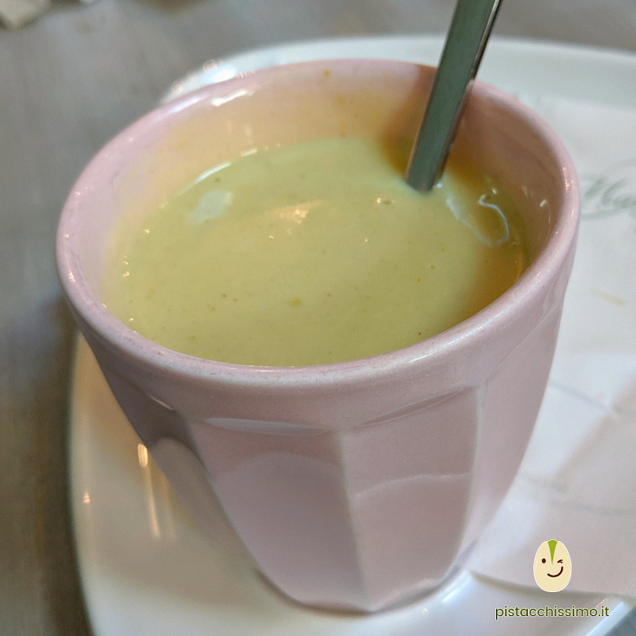 Pistachio Hot Chocolate - Marialuisa (Nicolosi / Catania)