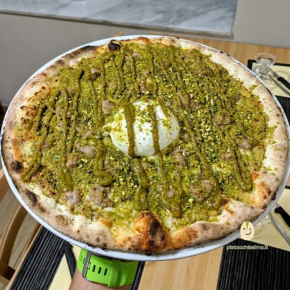 Pizza Pistacchissimo - Milù Pizzeria Ristorante (Aci Bonaccorsi)