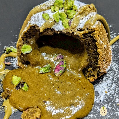 Recipe: Pistachio Molten Lava Cake