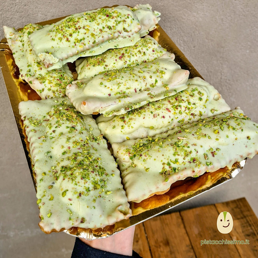 Chiacchiere farcite al Pistacchio - Cordialbar (Bronte)