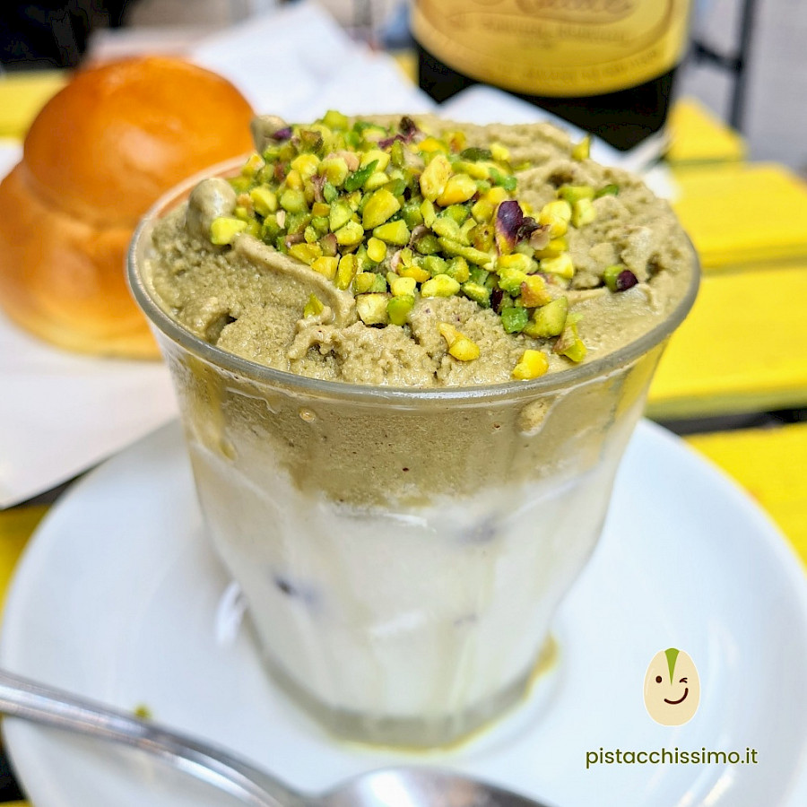 Granita al Pistacchio - Pasticceria Artale (Siracusa / Ortigia)