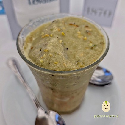 Granita al Pistacchio - Ritrovo Levante (Vulcano)
